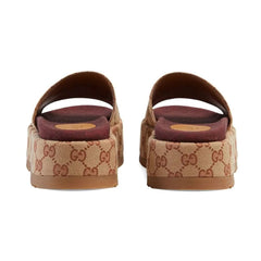Gucci GG Supreme platform sandals - vasre