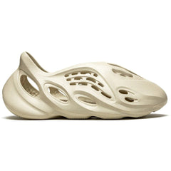 Adidas Yeezy Foam RNNR “Sand” - vasre
