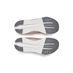 On  Cloudsurfer 'Flame White' - vasre