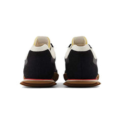 New Balance RC30 